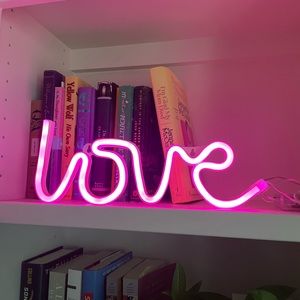 Neon ‘love’ sign from UO